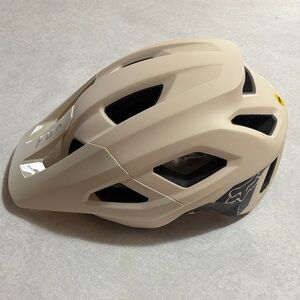 Fox Racing Mainframe MIPS MTB Helmet Cream